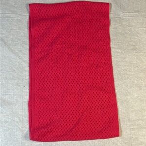 Isaac Mizrahi Pink‎ Cashmere infinity scarf